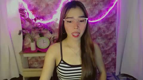 catherine_365 online show from April 6, 11:00 am