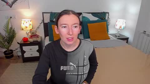 Catrin online show from December 9, 7:28 am