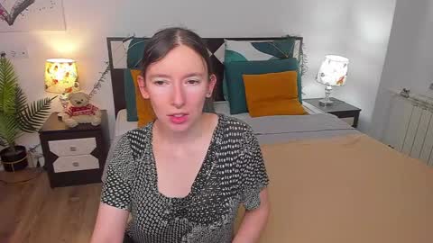 Catrin online show from March 12, 5:24 am