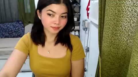 Snapshot of cathy_lyn chatting on June 29, 6:19 am cathy_lyn online show from June 29, 6:19 am