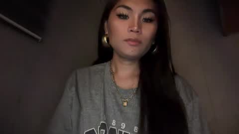 Snapshot of cathy_sanches chatting on June 29, 10:15 am cathy online show from June 29, 10:15 am