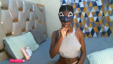 Snapshot of cathybea22 chatting on April 11, 9:52 pm Cathy online show from April 11, 9:52 pm