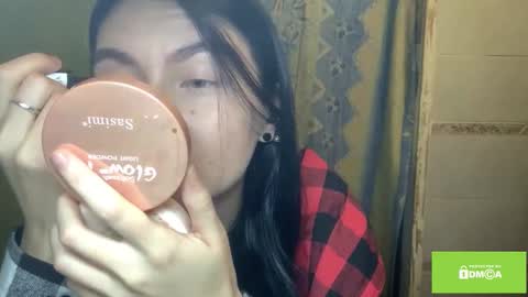 Lola online show from November 28, 9:17 pm