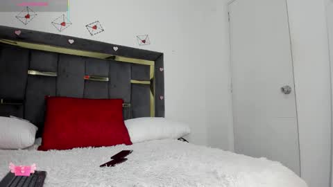 Catleya online show from February 12, 12:55 pm