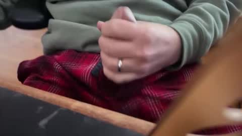 catmandoo21001 online show from April 3, 9:35 pm