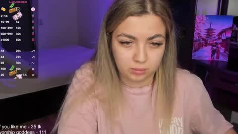 Snapshot of catrinaeuphorina chatting on February 14, 6:19 pm Catrina or just Cat online show from February 14, 6:19 pm