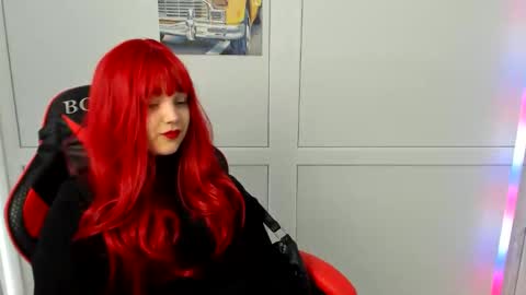 Snapshot of catrine_cute chatting on April 10, 7:35 am Catrine online show from April 10, 7:35 am