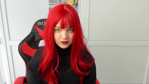 Snapshot of catrine_cute chatting on April 12, 6:51 am Catrine online show from April 12, 6:51 am
