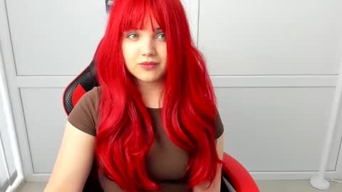 Snapshot of catrine_cute chatting on April 18, 6:39 am Catrine online show from April 18, 6:39 am
