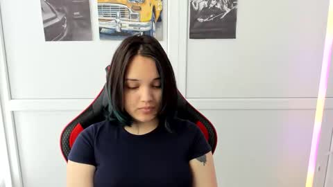 Snapshot of catrine_cute chatting on April 29, 9:02 am Catrine online show from April 29, 9:02 am