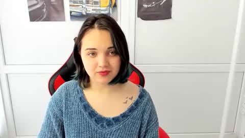 Snapshot of catrine_cute chatting on May 2, 9:36 am Catrine online show from May 2, 9:36 am