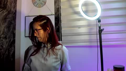 CATT EVANS online show from December 2, 10:56 pm