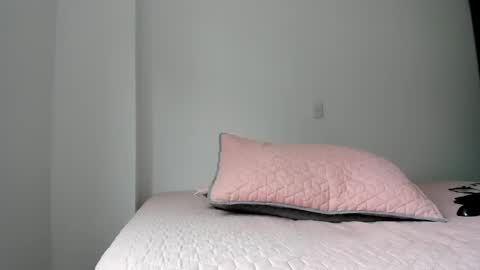 Snapshot of cattaleya_rose chatting on June 5, 9:20 pm Catta online show from June 5, 9:20 pm