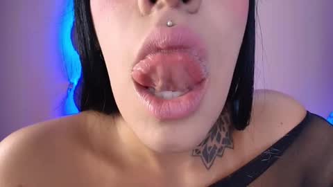 Cattleya online show from November 13, 4:00 am