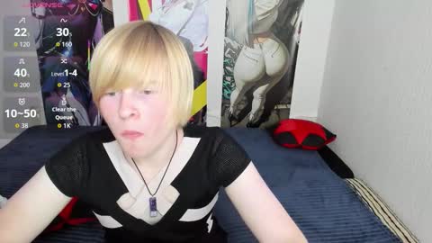 cattie_w_ online show from October 17, 2:04 am