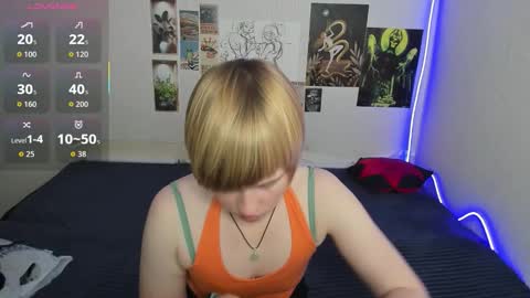 cattie_w_ online show from December 3, 1:24 am