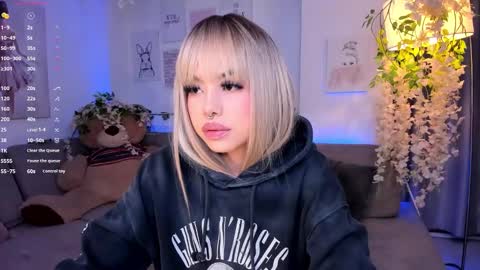 catvalentinee_ online show from February 2, 1:12 am