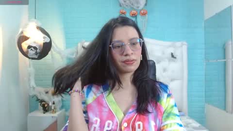 Snapshot of caty_angel chatting on October 20, 7:25 pm Caty online show from October 20, 7:25 pm