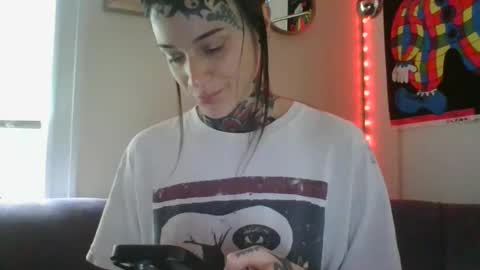 Snapshot of caulkgobbler chatting on October 24, 7:54 pm alaska online show from October 24, 7:54 pm