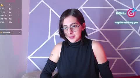 Snapshot of cava_pretty chatting on January 3, 9:58 am cava_pretty online show from January 3, 9:58 am