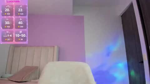 Cay online show from September 13, 3:34 pm