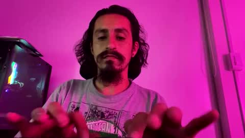 Snapshot of cayu_frensh94 chatting on March 6, 12:10 am cayu_frensh94 online show from March 6, 12:10 am