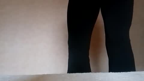 Snapshot of cazedonia76 chatting on October 23, 9:30 am cazedonia76 online show from October 23, 9:30 am