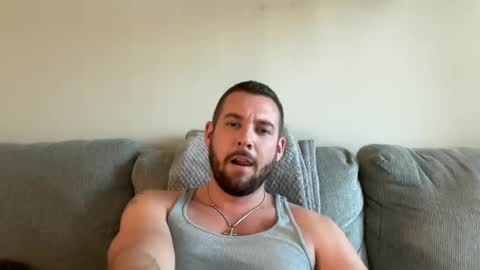 Snapshot of cboyy20 chatting on February 11, 9:25 pm cboyy20 online show from February 11, 9:25 pm