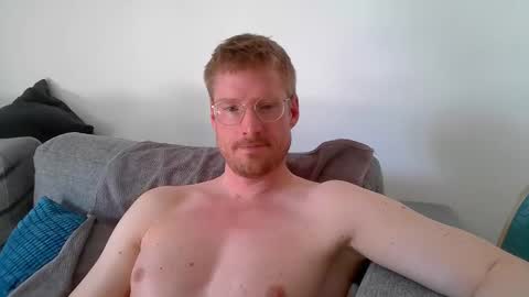 Snapshot of ccloser87 chatting on April 17, 3:15 pm ccloser87 online show from April 17, 3:15 pm