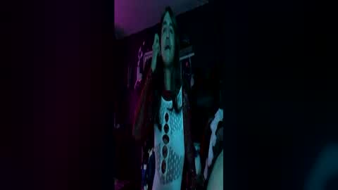 Snapshot of cd_desiree chatting on June 24, 7:07 am Sissy boy online show from June 24, 7:07 am