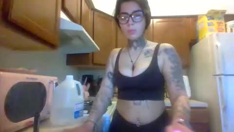 ceceluv27 online show from November 25, 6:41 pm