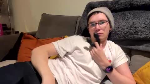 Snapshot of ceedm91 chatting on December 8, 5:11 pm ceedm91 online show from December 8, 5:11 pm