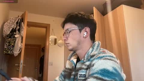 Snapshot of ceedm91 chatting on February 19, 4:58 pm ceedm91 online show from February 19, 4:58 pm