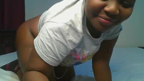 ceepretty25 online show from April 9, 1:49 am