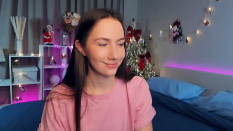 Josie Manesi online show from January 19, 7:15 pm