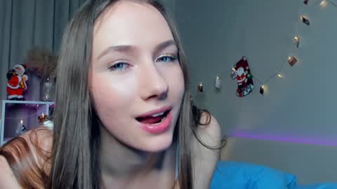 Josie Manesi online show from January 27, 1:26 am