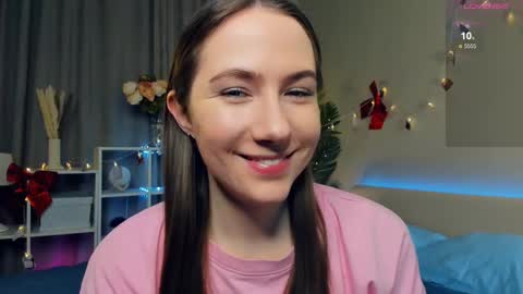 Josie Manesi online show from February 14, 7:33 pm