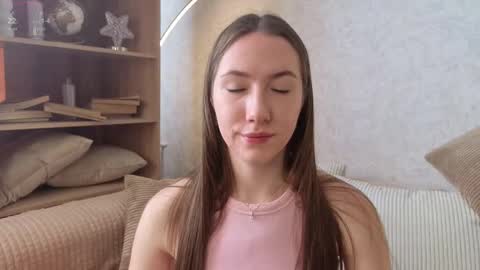 Josie Manesi online show from September 10, 5:29 am