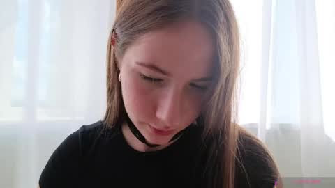 Snapshot of cel1ne_secret chatting on June 1, 6:26 am Josie Manesi online show from June 1, 6:26 am