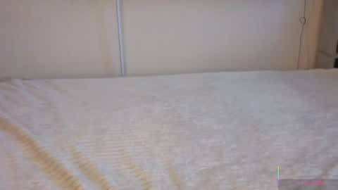 Snapshot of cel1ne_secret chatting on July 17, 6:20 am Josie Manesi online show from July 17, 6:20 am