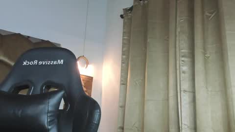 Snapshot of celene_rosejs chatting on May 6, 7:30 pm celene_rosejs online show from May 6, 7:30 pm