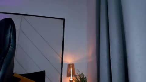 Snapshot of celene_rosejs chatting on May 17, 7:32 pm celene_rosejs online show from May 17, 7:32 pm