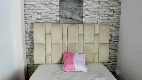 CELESSTE online show from December 4, 1:20 pm