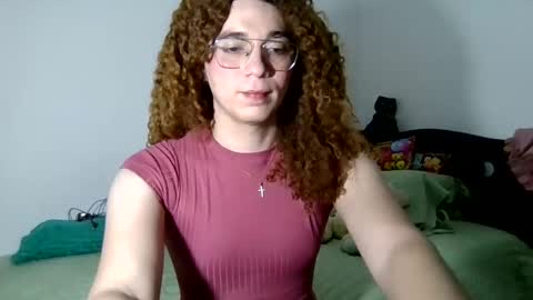 Snapshot of celessteseductora chatting on September 12, 2:50 pm celessteseductora online show from September 12, 2:50 pm