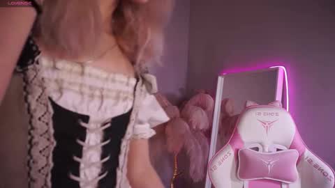 Snapshot of celeste_eyes0n chatting on October 5, 2:26 pm Celeste online show from October 5, 2:26 pm