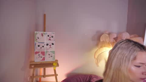 Snapshot of celeste_eyes0n chatting on October 14, 8:42 pm Celeste online show from October 14, 8:42 pm