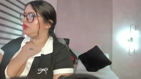 Snapshot of celeste_hatman chatting on June 25, 5:12 am C E L E S T E online show from June 25, 5:12 am