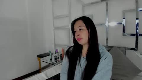 celeste_hillx online show from November 24, 7:52 am