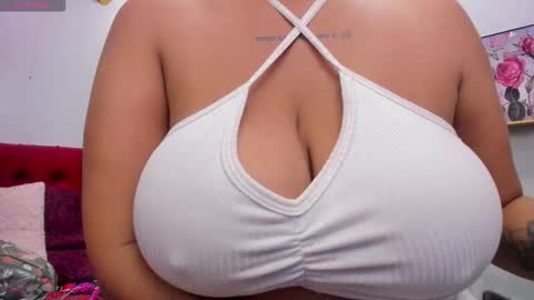 Snapshot of celeste_muller chatting on October 10, 1:04 am celeste online show from October 10, 1:04 am