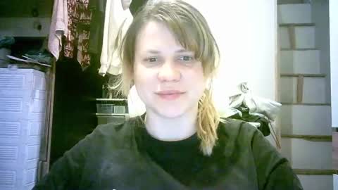 Snapshot of celeste_naughty_ chatting on April 21, 10:32 am celeste_naughty_ online show from April 21, 10:32 am